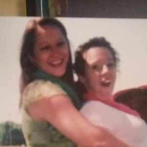 Meet your Posher, Laurie